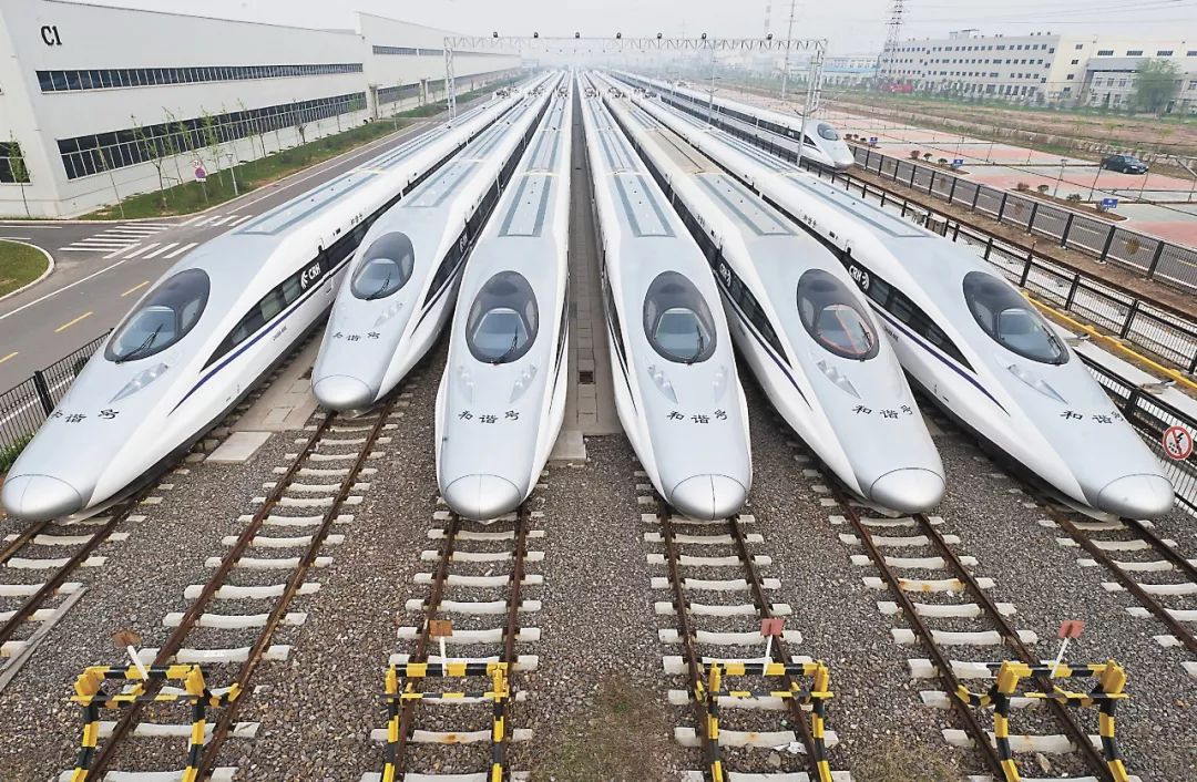 中国高铁10年：今年铁路建设投资提高到最高水平8500亿元